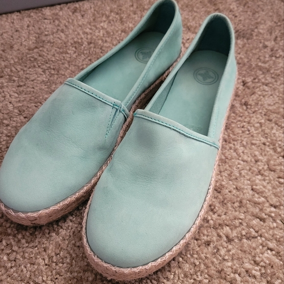 Charleston Shoe Co. Dunes in Mint Size 6 - Picture 2 of 6